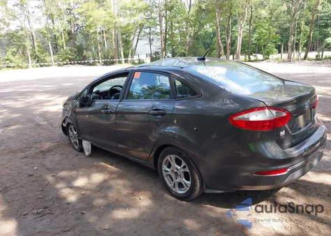 2016 Ford Fiesta Se z USA, uszkodzony, nr VIN 3FADP4BJ2GM130191